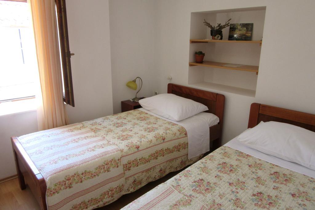Dobra Apartments Трогир Экстерьер фото